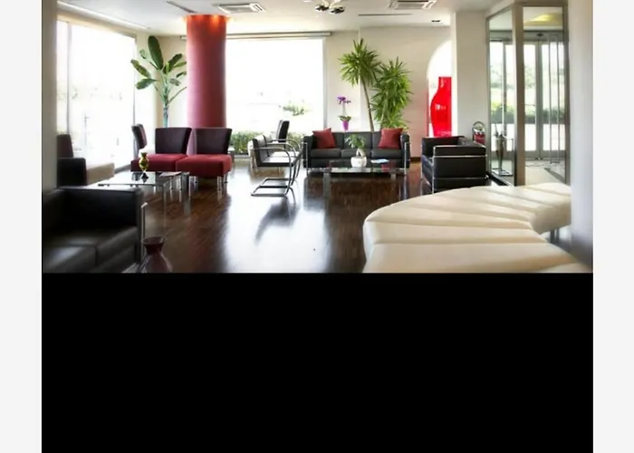 & Trattoria Del Corso Apartahotel *