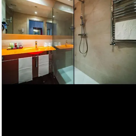 Hotel apartamentowy & Trattoria Del Corso